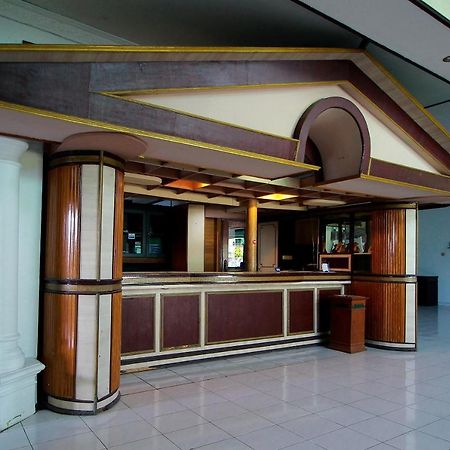 Oyo 2360 Hotel Rio Bengkulu Extérieur photo